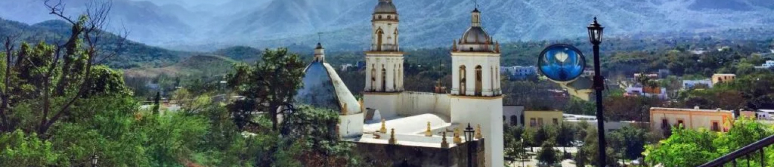 Tour Nocturno a Santiago, N.L.